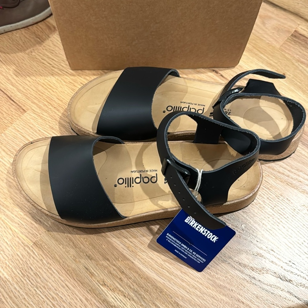 NIB Birkenstock Glenda sandals size 40 New. Women's 9.